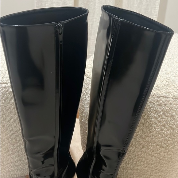 Saint Laurent “Auteuil” Black Knee-High Boots - Picture 4 of 8